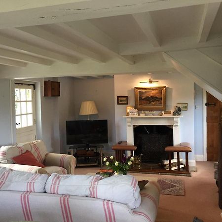 Mulsford Cottage Malpas  외부 사진